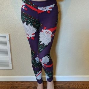 Lularoe Teen/Tween Purple Santa Leggings